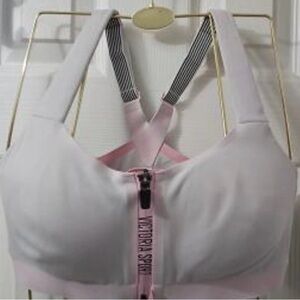 Victoria's Secret VSX Incredible Knock Out Sports Bra | EUC | Sz 34DD